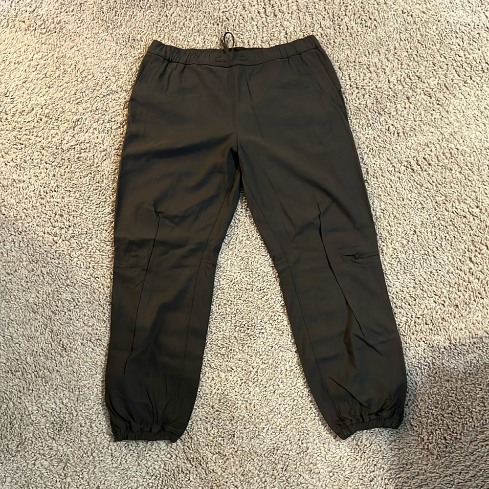 Lululemon jogger pants
